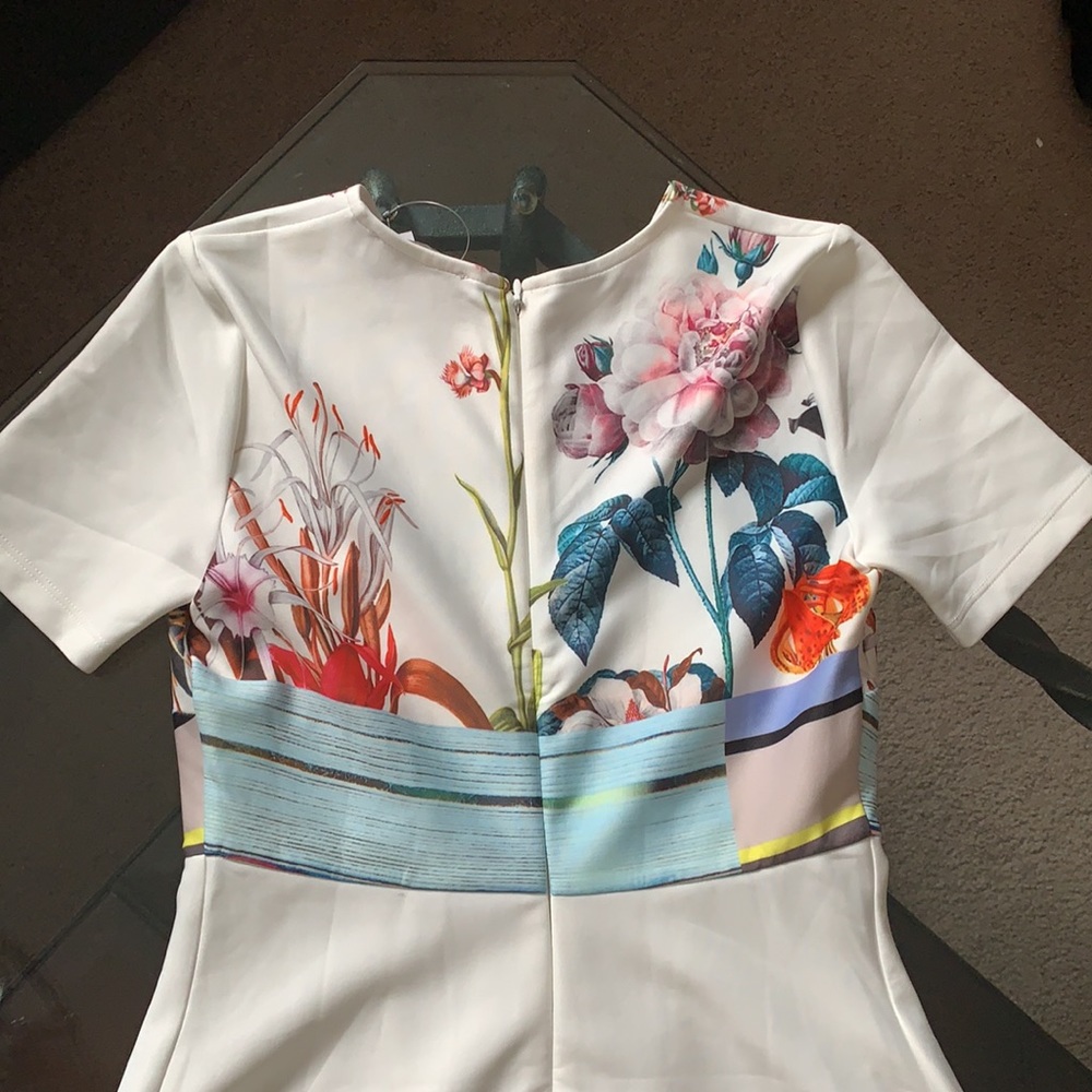 ASOS - Picture 4 of 5